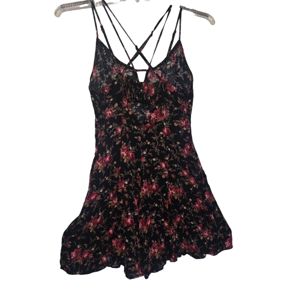 American eagle outfitters floral top